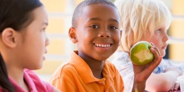 Influence of Diet on Heart Health Early in Life, Lasts Years